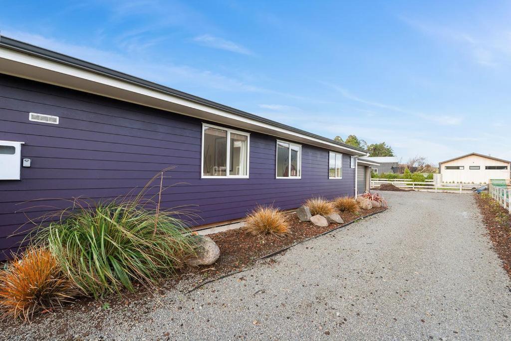 The Purple House - Ohakune Home With Spa Pool المظهر الخارجي الصورة